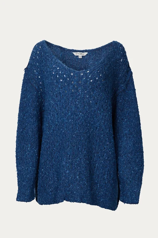 Open-Knit V-Neck Jumper In Teal Embroidered Appliqued Beaded