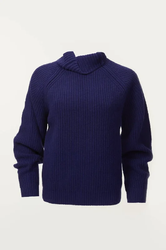 Fiona Sweater In Night Blue Stretchy Elastic Breathable