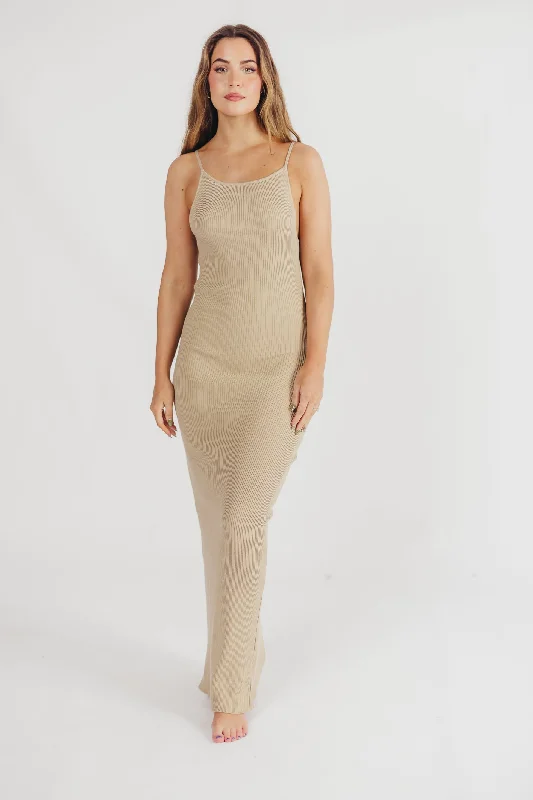 Mia Knit Maxi Dress with Boatneck Neckline in Beige Fashionable Layered Maxi Dress